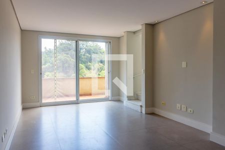 Sala de casa para alugar com 2 quartos, 104m² em Vila Pirajussara, São Paulo