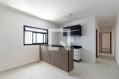 Sala e Cozinha de apartamento para alugar com 2 quartos, 54m² em Vila Dom Pedro I, São Paulo