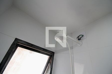 Banheiro de kitnet/studio para alugar com 1 quarto, 24m² em Penha de França, São Paulo