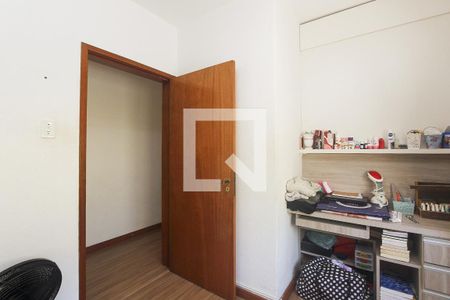 Quarto 3 de apartamento à venda com 4 quartos, 120m² em Passo da Areia, Porto Alegre