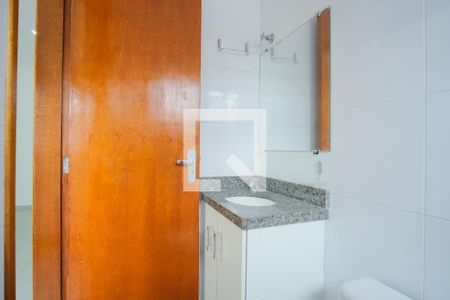 Banheiro de kitnet/studio para alugar com 1 quarto, 22m² em Penha de França, São Paulo