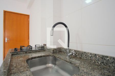 Cozinha de kitnet/studio para alugar com 1 quarto, 22m² em Penha de França, São Paulo