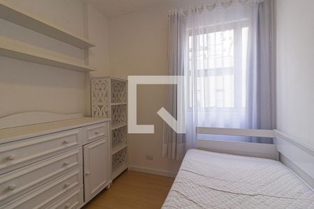 Quarto 1 de apartamento para alugar com 2 quartos, 65m² em Centro, Curitiba