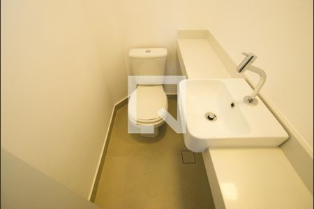 Lavabo de apartamento para alugar com 2 quartos, 66m² em Vila Deodoro, São Paulo