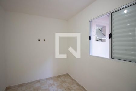 Quarto 1 de casa de condomínio para alugar com 2 quartos, 125m² em Vila Carmosina, São Paulo