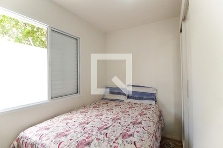 Quarto 1 de apartamento à venda com 2 quartos, 48m² em Vila Carmosina, São Paulo