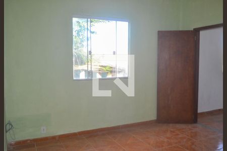 Sala de casa para alugar com 1 quarto, 80m² em Santo Antonio da Prata, Belford Roxo