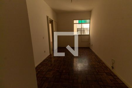 sala de apartamento para alugar com 1 quarto, 40m² em Jardim Guanabara, Rio de Janeiro