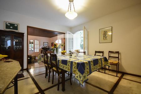 Sala de jantar de casa à venda com 4 quartos, 300m² em Fazenda Morumbi, São Paulo