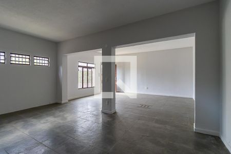 Casa para alugar com 310m², 4 quartos e 1 vagaSala