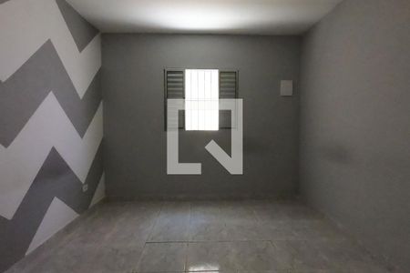 Quarto de casa para alugar com 1 quarto, 55m² em Parque Pinheiros, Taboão da Serra