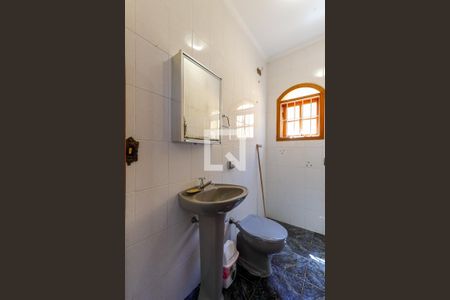 Lavabo de casa à venda com 3 quartos, 180m² em Parque Vitoria, São Paulo
