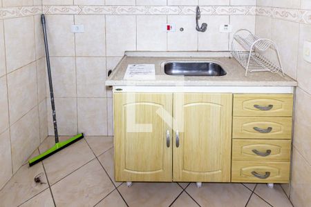 Cozinha de apartamento para alugar com 1 quarto, 30m² em Santa Cecília, São Paulo