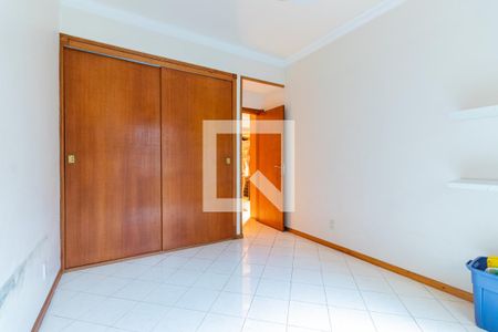 Quarto 1 de casa para alugar com 4 quartos, 300m² em Jardim Campo Grande, São Paulo