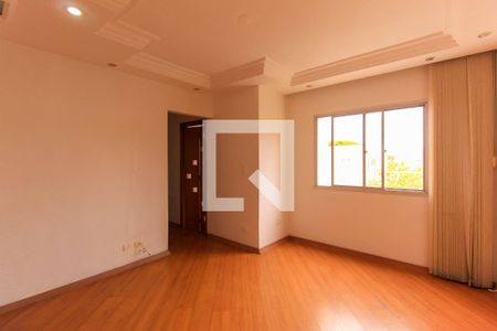 Sala de apartamento à venda com 3 quartos, 80m² em Vila Cláudia, São Paulo