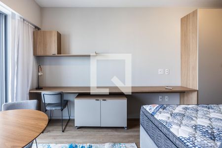 Studio - Quarto de kitnet/studio para alugar com 1 quarto, 28m² em Pinheiros, São Paulo