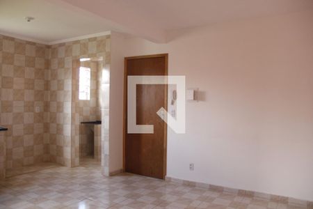 Sala  de apartamento para alugar com 2 quartos, 55m² em Jardim Quaresmeira, Suzano