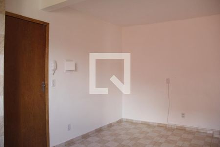 Sala  de apartamento para alugar com 2 quartos, 55m² em Jardim Quaresmeira, Suzano