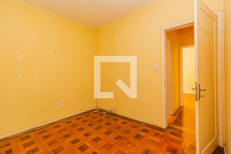 Quarto 1 de apartamento para alugar com 2 quartos, 52m² em Santana, Porto Alegre