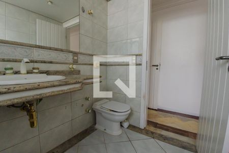Banheiro da suíte 1 de apartamento para alugar com 4 quartos, 331m² em Centro, Florianópolis