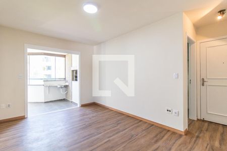 Sala de apartamento à venda com 2 quartos, 64m² em Cavalhada, Porto Alegre