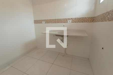 Cozinha de apartamento para alugar com 1 quarto, 40m² em Vila Araguaia, São Paulo