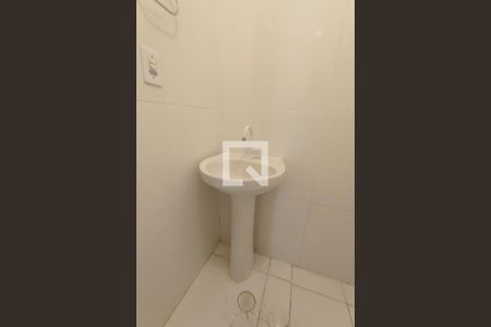 Banheiro de apartamento para alugar com 1 quarto, 40m² em Vila Araguaia, São Paulo