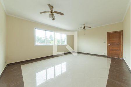 Sala de casa para alugar com 4 quartos, 241m² em Centro Alto, Ribeirão Pires