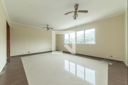 Sala de casa para alugar com 4 quartos, 241m² em Centro Alto, Ribeirão Pires