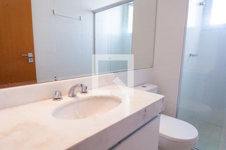 Banheiro da Suíte de apartamento para alugar com 2 quartos, 68m² em Vila da Serra, Nova Lima