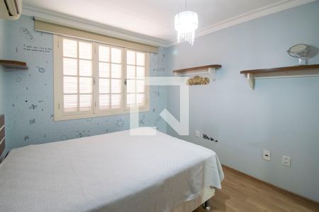 Quarto 2 de casa de condomínio à venda com 4 quartos, 250m² em Vila Conceição, Porto Alegre