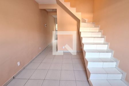 Sala de casa para alugar com 2 quartos, 40m² em Vila Maria Helena, Duque de Caxias