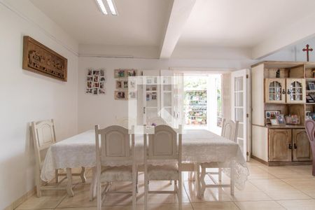 Sala de casa à venda com 3 quartos, 360m² em Santana, Porto Alegre