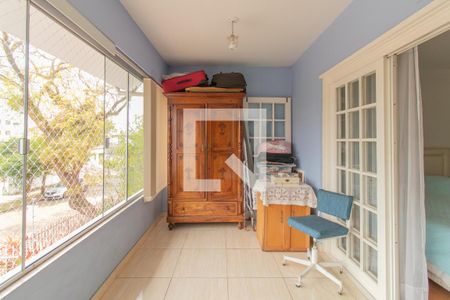 Casa à venda com 360m², 3 quartos e 4 vagas Casa à venda com 360m², 3 quartos e 4 vagasVaranda da Suíte