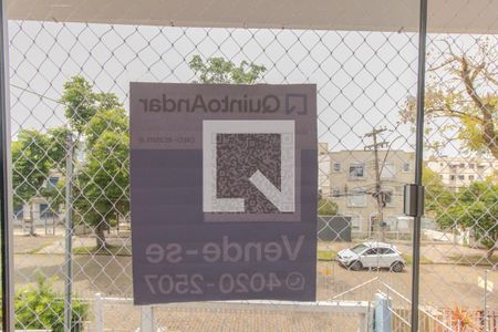 Casa à venda com 360m², 3 quartos e 4 vagas Casa à venda com 360m², 3 quartos e 4 vagasFachada