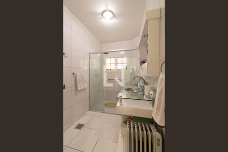 Casa à venda com 360m², 3 quartos e 4 vagas Casa à venda com 360m², 3 quartos e 4 vagasBanheiro da Suíte