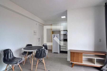 Sala de apartamento para alugar com 1 quarto, 38m² em Vila São Pedro, Santo André