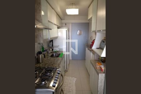 Apartamento à venda com 3 quartos, 143m² em Vila Suzana, São Paulo