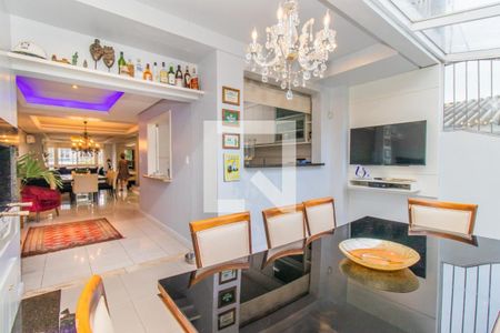 Casa à venda com 370m², 3 quartos e 2 vagas