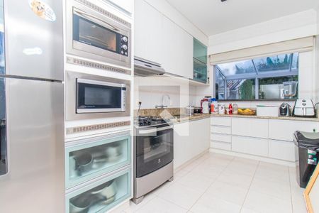 Casa à venda com 370m², 3 quartos e 2 vagas