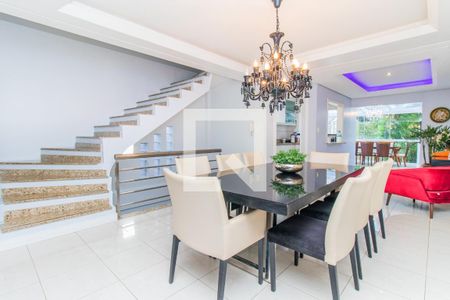 Casa à venda com 370m², 3 quartos e 2 vagas