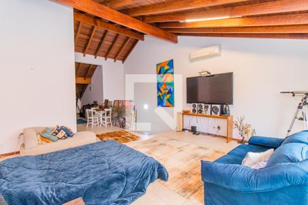 Casa à venda com 370m², 3 quartos e 2 vagas