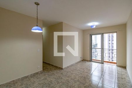 Apartamento para alugar com 65m², 3 quartos e 1 vagaSala