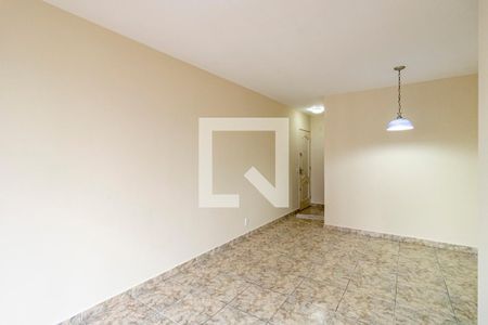 Apartamento para alugar com 65m², 3 quartos e 1 vagaSala