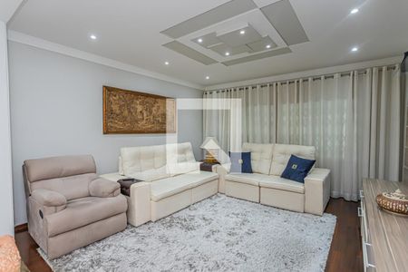 Sala de estar de casa para alugar com 3 quartos, 235m² em Vila Pereira Barreto, São Paulo