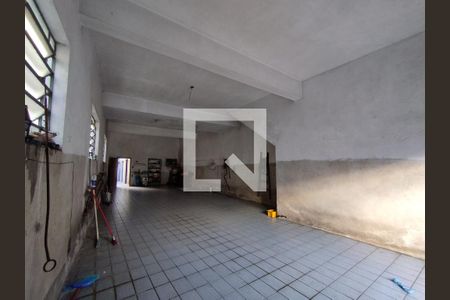 Garagem de casa à venda com 3 quartos, 285m² em Vila Brasílio Machado, São Paulo