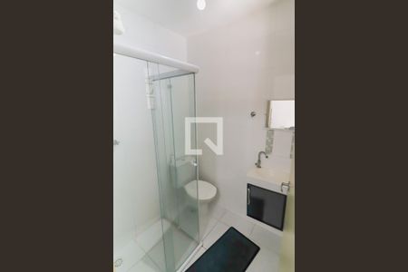 Banheiro de kitnet/studio para alugar com 1 quarto, 15m² em Vila Sao Luis(zona Oeste), São Paulo