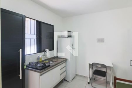 Studio - Quarto / Cozinha de kitnet/studio para alugar com 1 quarto, 15m² em Vila Sao Luis(zona Oeste), São Paulo