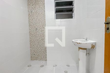 Banheiro de casa à venda com 2 quartos, 75m² em Jardim Modelo, São Paulo