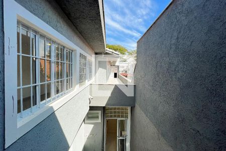Casa à venda com 150m², 3 quartos e 1 vaga Casa à venda com 150m², 3 quartos e 1 vagaVista
